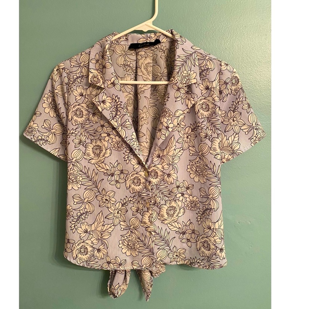 Pin Stripe Floral Botton-up Crop Top